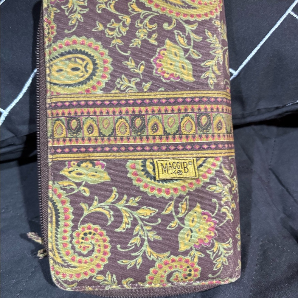 Maggib Wallet Gold and Brown Key Holder with Intricate Design